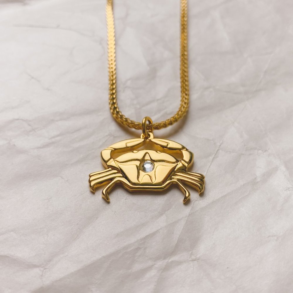 Anne Klein Gold Crab Rhinestone Jewel Cute Animal Box Chain Charm Necklace